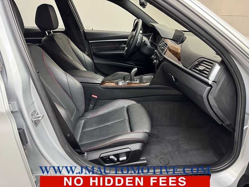 Used 2017 BMW 330i xDrive Sedan AWD/4WD image 20