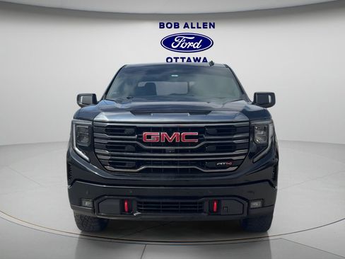 Used 2024 GMC Sierra 1500 AT4 w/ Technology Package image 6
