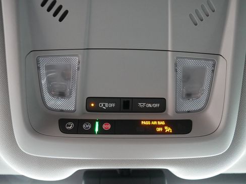 Used 2024 Chevrolet Equinox LT image 33