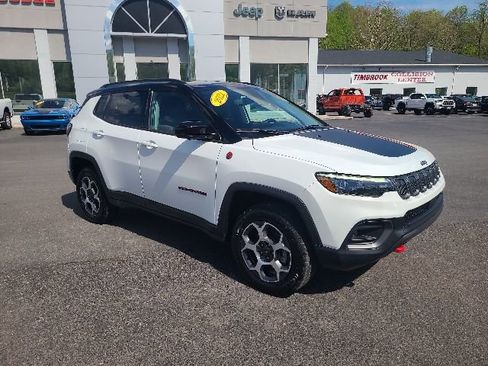 Used 2022 Jeep Compass Trailhawk w/ Trailhawk Elite Group AWD/4WD image 7
