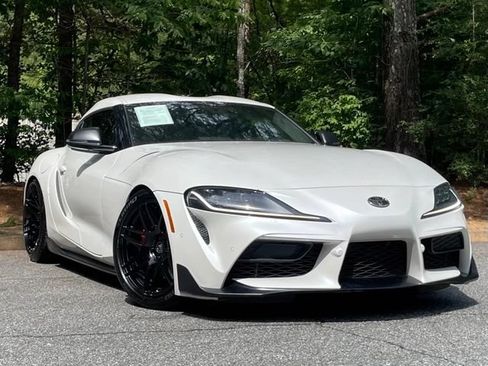 Used 2022 Toyota Supra RWD image 10