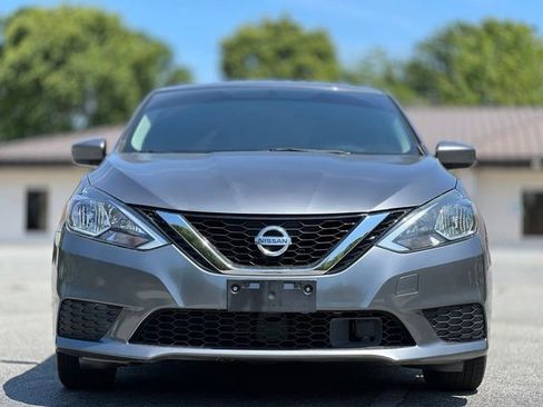Used 2019 Nissan Sentra S FWD image 2