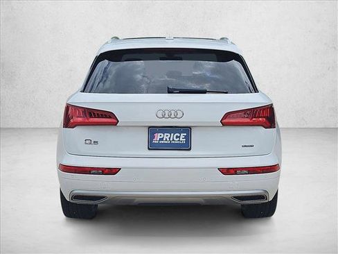 Used 2019 Audi Q5 2.0T Premium Plus w/ Premium Plus Package AWD/4WD image 6