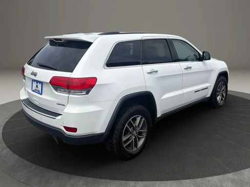 Used 2017 Jeep Grand Cherokee Limited AWD/4WD image 5