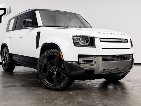 Used 2023 Land Rover Defender 110 X-Dynamic SE AWD/4WD image 1