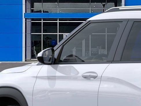 New 2026 Chevrolet TrailBlazer LT w/ Convenience Package FWD image 33