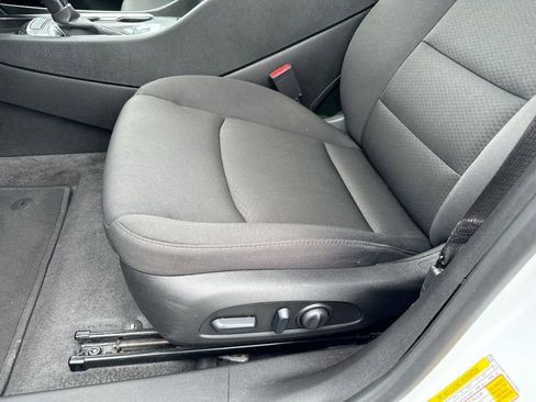 Certified 2024 Chevrolet Malibu LT image 11