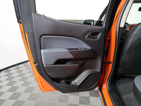 Used 2020 Chevrolet Colorado Z71 image 16