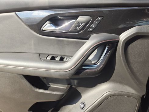 Used 2024 Chevrolet Blazer RS w/ Driver Confidence II Package FWD image 18