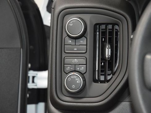 New 2026 Chevrolet Silverado 3500 W/T AWD/4WD image 29