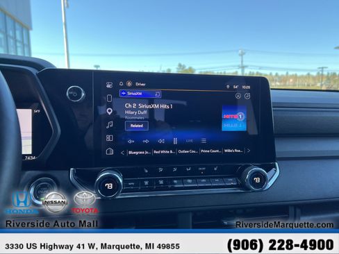 Used 2026 Chevrolet Colorado Trail Boss AWD/4WD image 17