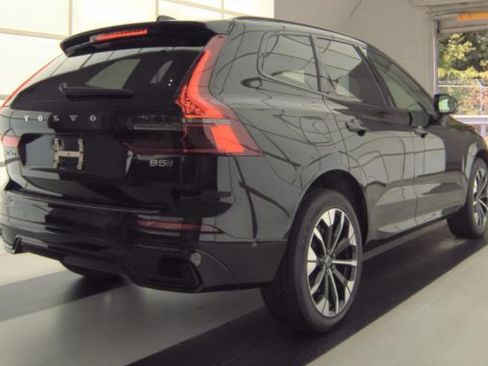 Used 2026 Volvo XC60 B5 Plus AWD/4WD image 3