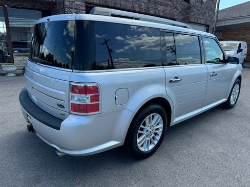 Used 2018 Ford Flex SEL w/ Equipment Group 202A AWD/4WD image 14