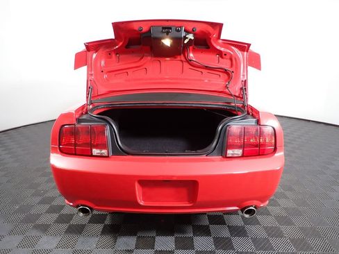 Used 2006 Ford Mustang GT Premium RWD image 13