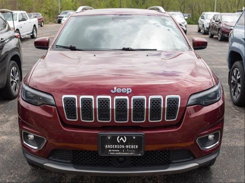 Used 2019 Jeep Cherokee Limited w/ Luxury Group AWD/4WD image 3