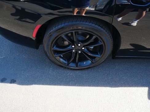 Used 2022 Dodge Charger SXT w/ Blacktop Package image 40