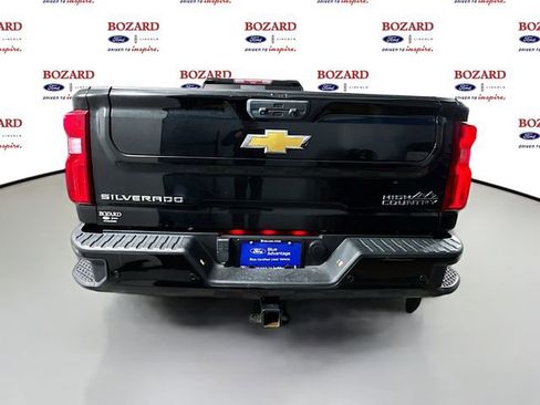 Used 2022 Chevrolet Silverado 3500 High Country image 7