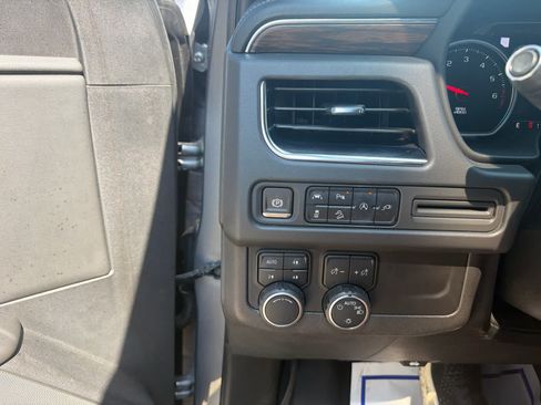 Used 2021 Chevrolet Tahoe Premier AWD/4WD image 23