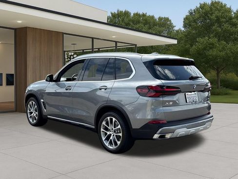 Used 2026 BMW X5 sDrive40i w/ Premium Package RWD image 12