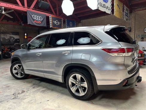 Used 2016 Toyota Highlander Limited AWD/4WD image 5