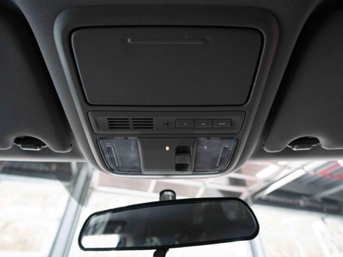 Used 2018 Honda Ridgeline Sport image 18