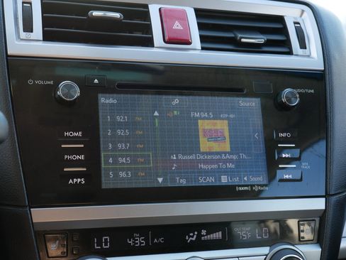 Used 2016 Subaru Outback 2.5i Premium image 22