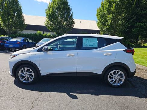 New 2027 Chevrolet Bolt LT FWD image 4