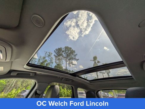 Certified 2021 Lincoln Corsair FWD w/ Premium Package image 13