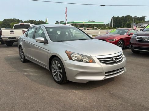 Used 2012 Honda Accord LX image 7