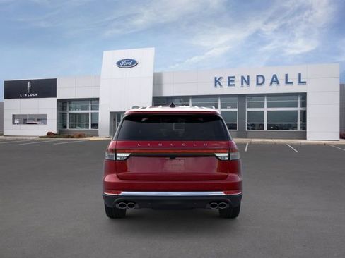 New 2026 Lincoln Aviator AWD image 5