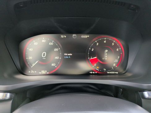 Used 2021 Volvo S60 T5 R-Design image 16