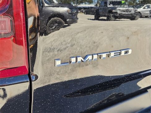 Certified 2022 RAM 1500 Limited image 11