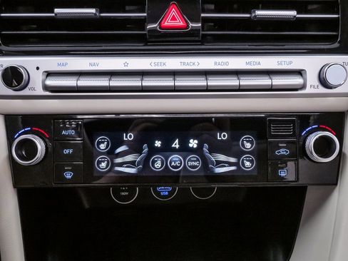 Certified 2026 Genesis G70 2.5T Prestige image 17