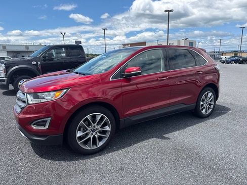 Used 2017 Ford Edge Titanium w/ Equipment Group 301A AWD/4WD image 2