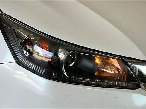 Used 2015 Honda Accord EX-L image 30