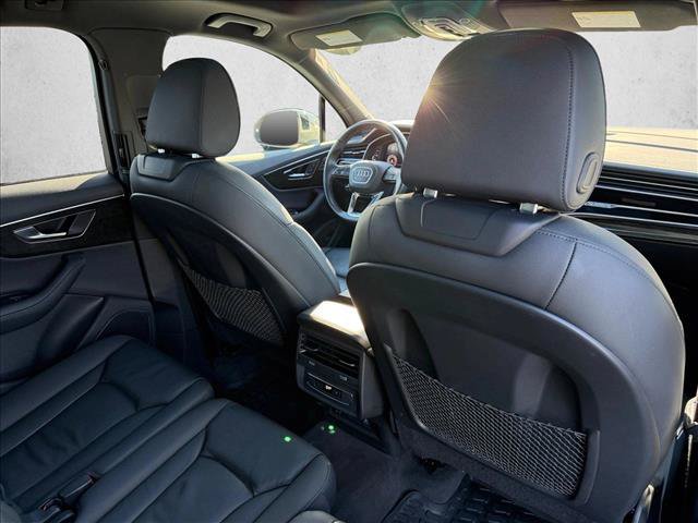 Used 2023 Audi Q7 3.0T Premium Plus w/ Premium Plus Package AWD/4WD image 24