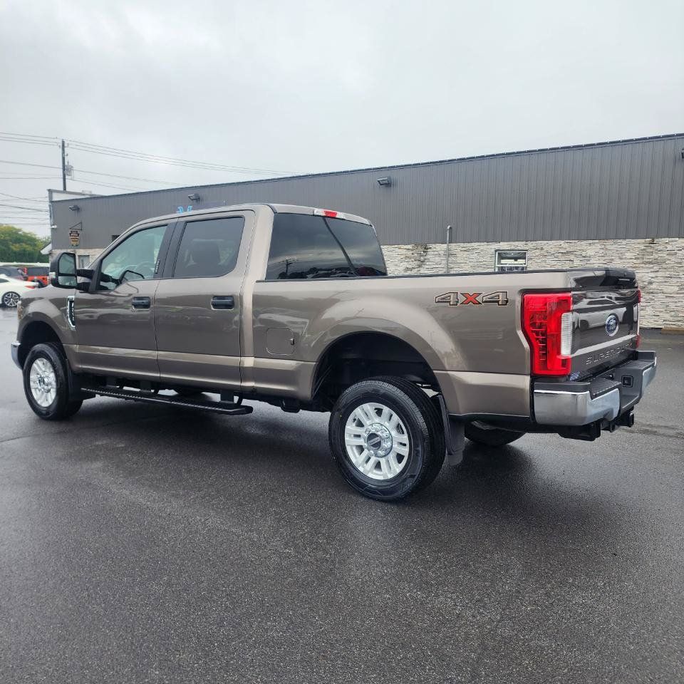 Used 2019 Ford F250 XLT AWD/4WD image 4