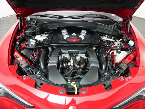 Used 2022 Alfa Romeo Stelvio Quadrifoglio w/ Active Assist Plus Package image 3