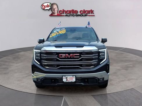 Used 2026 GMC Sierra 1500 SLT AWD/4WD image 8