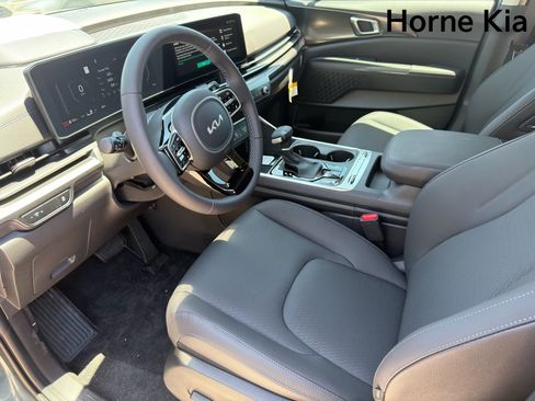 New 2026 Kia Carnival SX Prestige FWD image 9
