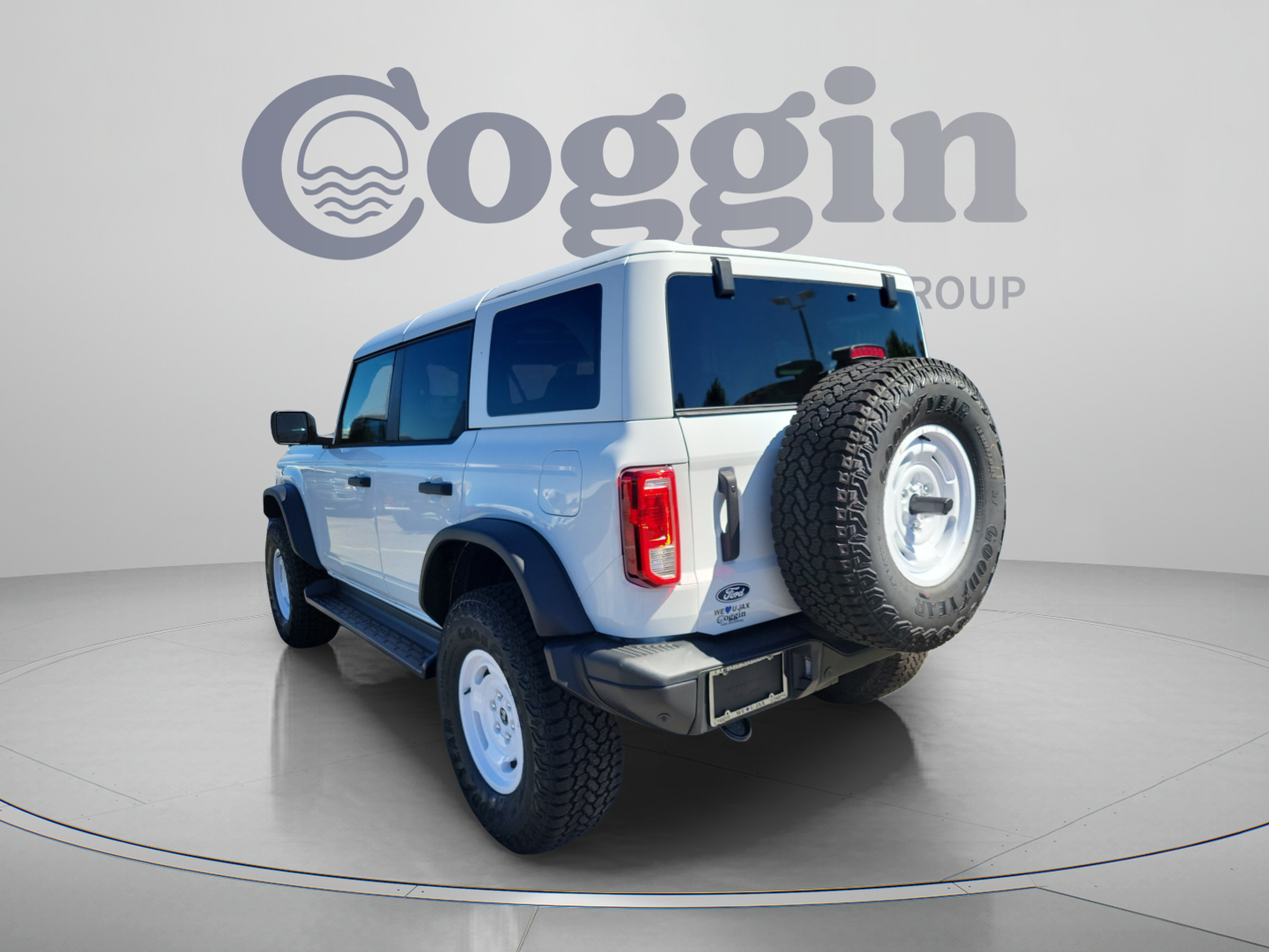 New 2026 Ford Bronco Heritage Edition AWD/4WD image 2