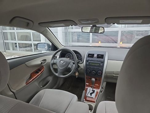 Used 2009 Toyota Corolla XLE image 10
