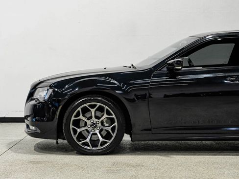 Used 2015 Chrysler 300 S w/ 300S Premium Group RWD image 10