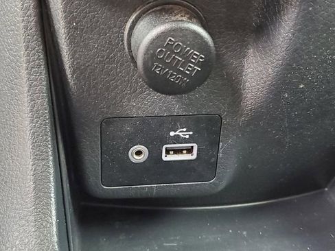 Used 2021 Nissan NV200 S image 24