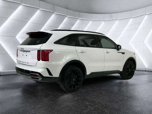 Used 2022 Kia Sorento SX AWD/4WD image 4