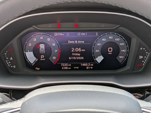 Used 2025 Audi Q3 2.0T Premium w/ Convenience Package AWD/4WD image 18