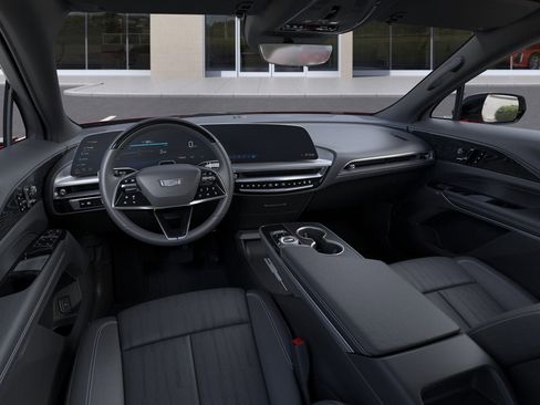 New 2025 Cadillac Lyriq Luxury RWD image 15