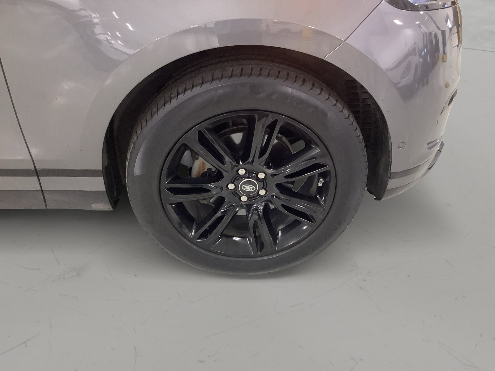 Used 2018 Land Rover Range Rover Velar S AWD/4WD image 10