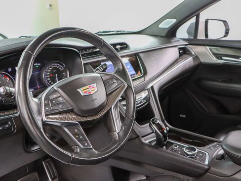 Used 2023 Cadillac XT5 Sportv image 25