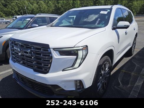 Used 2026 GMC Acadia Denali Ultimate FWD image 4